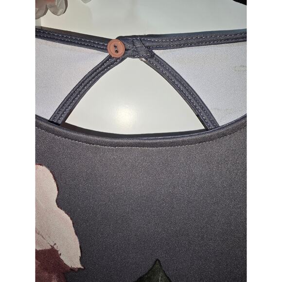 Windsor Gray Floral Hi-Low Dress – Size Large - Picture 8 of 15